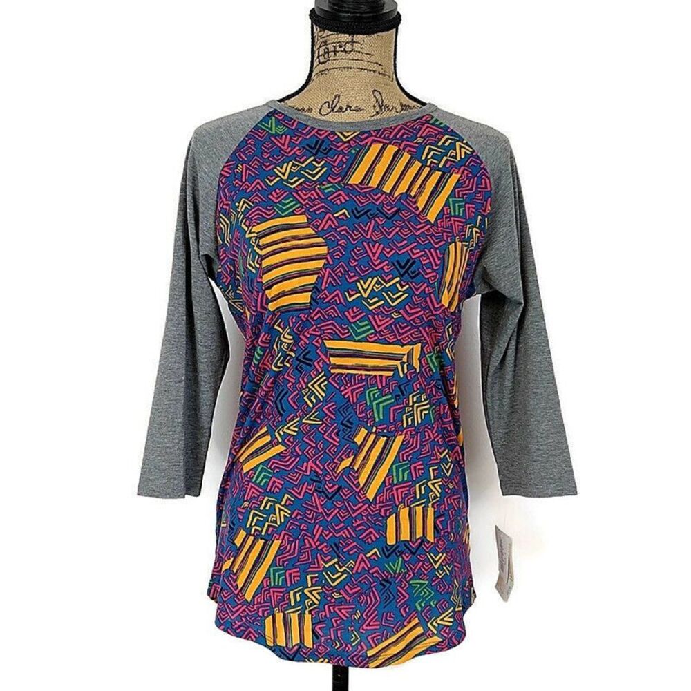 💥5/$25 NWT LulaRoe Womens S Randy TShirt Blue Geometric Raglan 3/4Slv Crew Neck